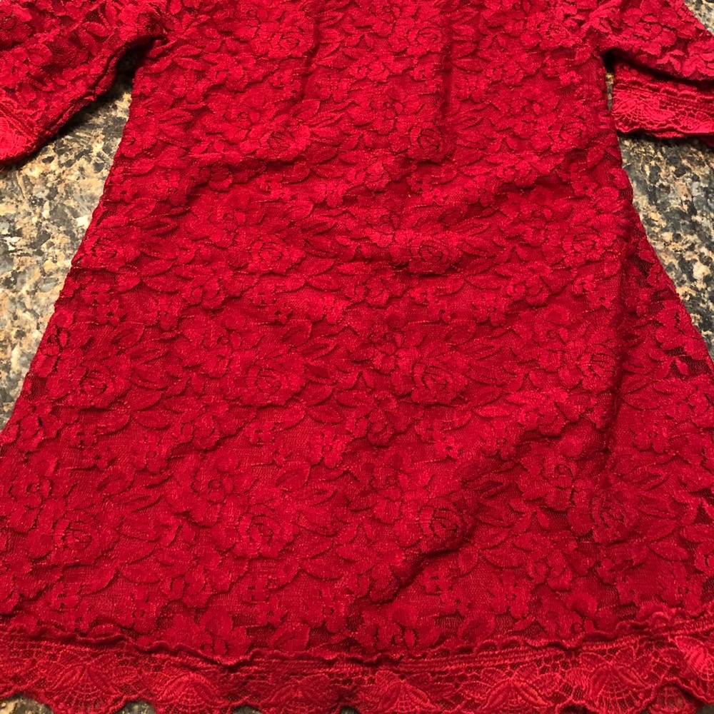 Girls’ red lace dress (4/5T)